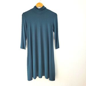 Amour Vert Fiana Swing Dress size S Darkest Spruce A-line Mock Neck 3/4 Sleeve